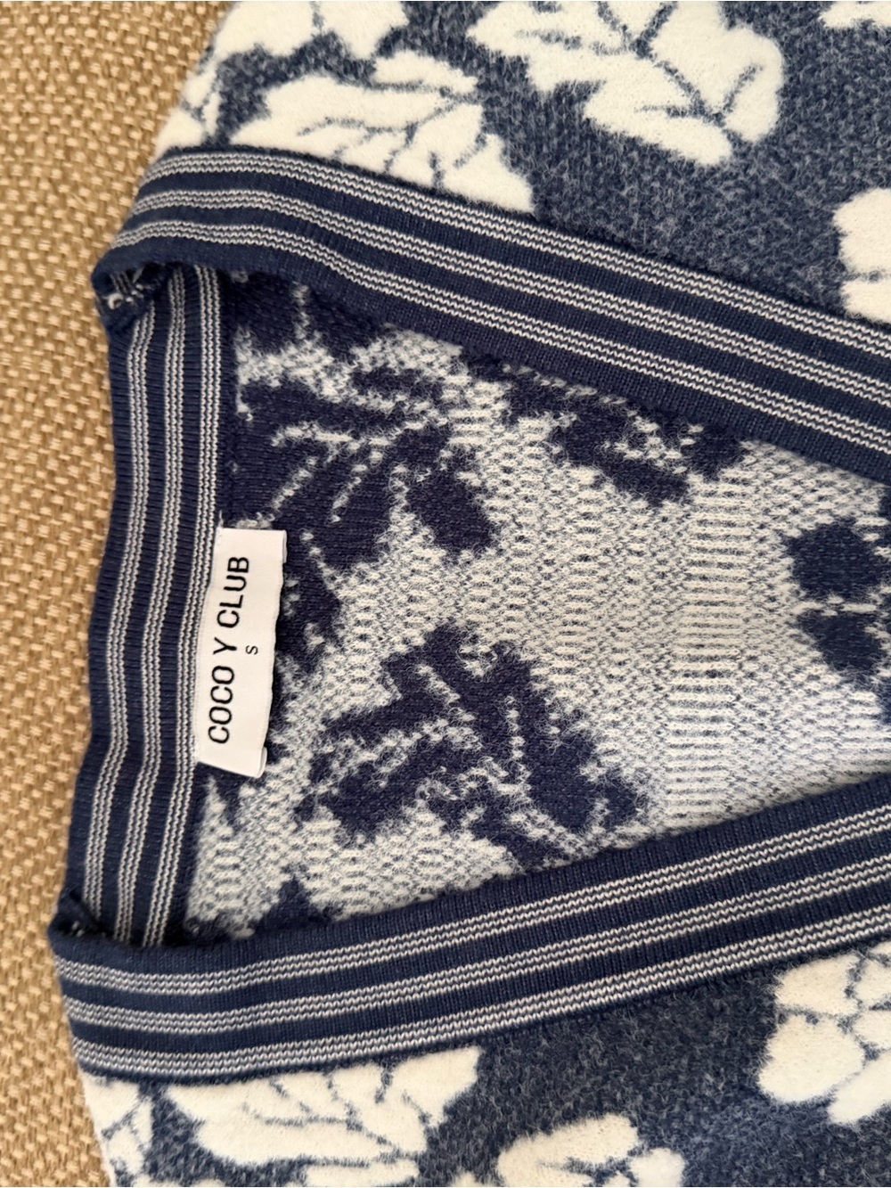 Coco Y Club Blue and White Floral V-Neck Cardigan with Pearl Buttons - Picture 5 of 7